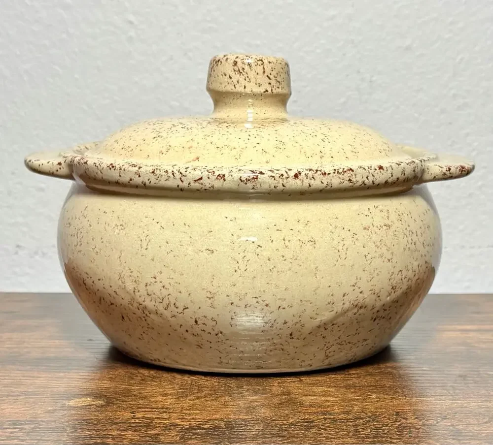 Vtg Monmouth Pottery Bean Pot Casserole Brown Speckled Stoneware Maple Leaf 2 Qt